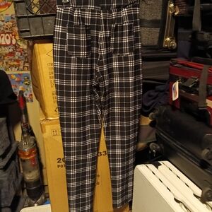 Women's Black and White Plaid Skinny Pants